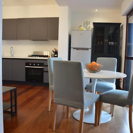Apartment Con Vista